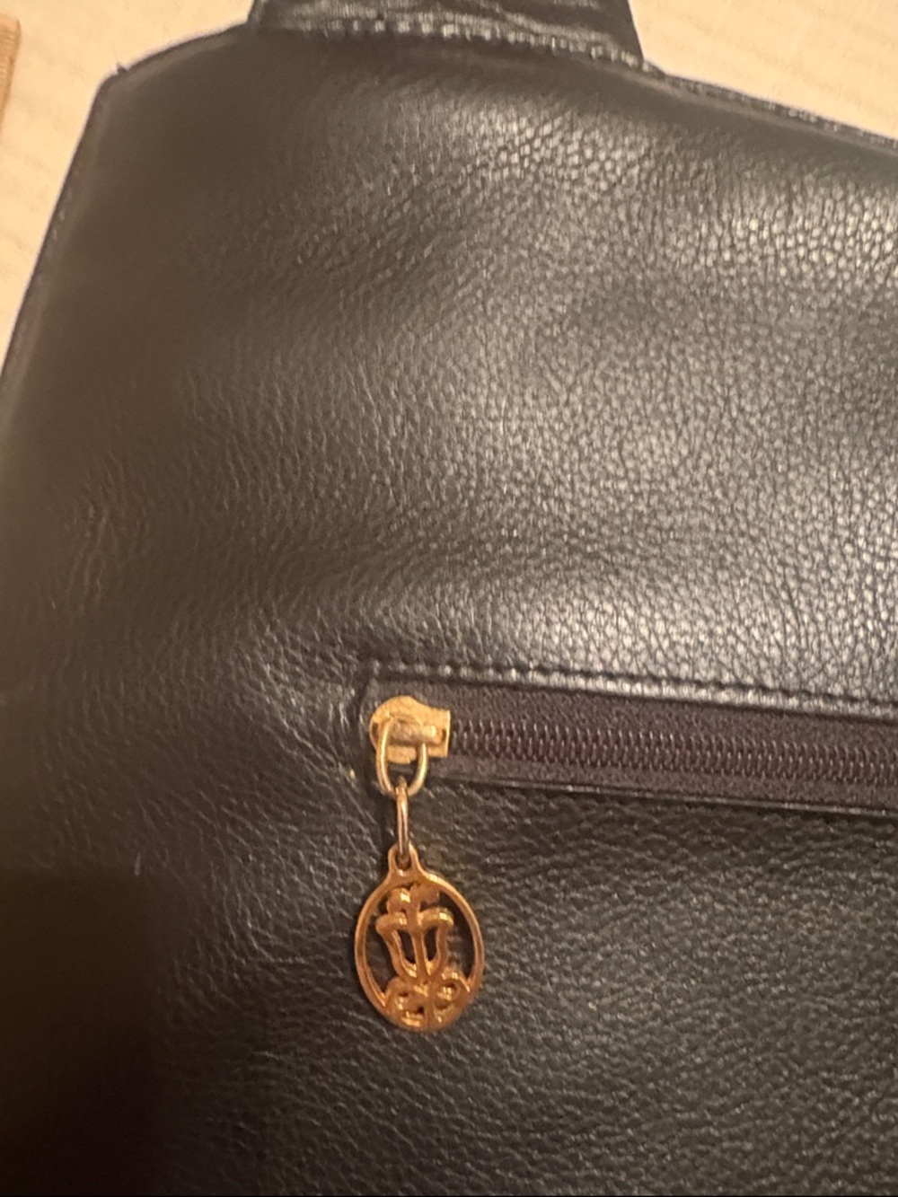 LLADRO Luxury Classic Black Leather Shoulder Bag - Picture 3 of 5